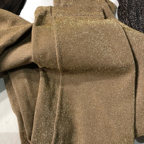 Leggings and top all for one price - Picture 6 of 10